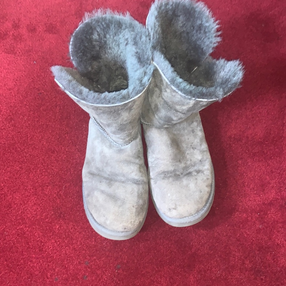 UGG WOMEN BOOT SIZE 10W